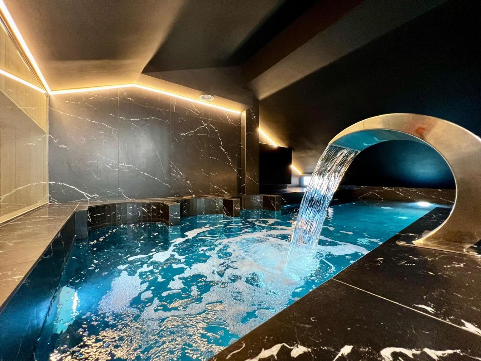 Castelar Palace & Spa By Seaward Suites Ла-Віла-Джойоза Екстер'єр фото